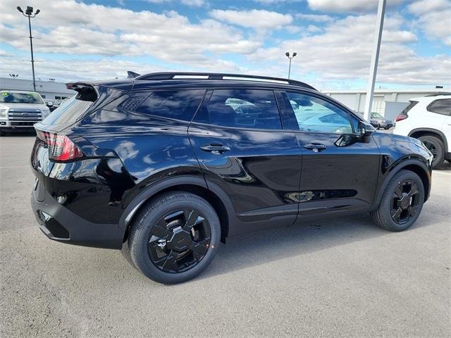 New 2026 Kia Sportage X-Line w/ X-Line Premium Package image 2