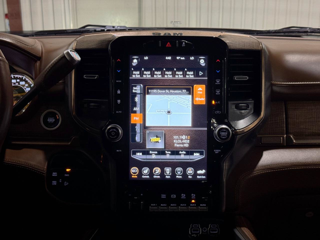 Used 2020 RAM 2500 Limited AWD/4WD image 52