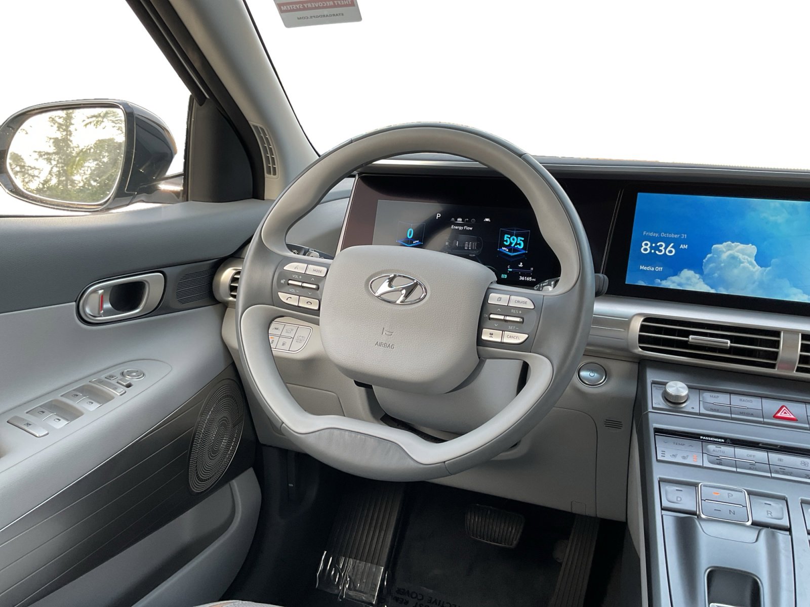 Used 2023 Hyundai Nexo Limited image 12