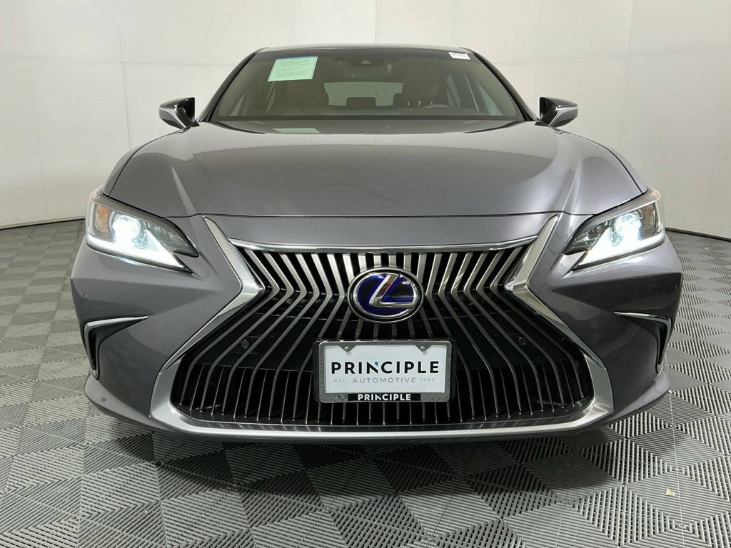 Used 2020 Lexus ES 300h w/ Premium Package FWD image 3