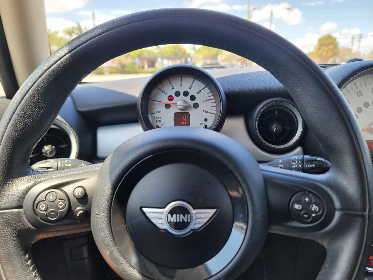 Used 2013 MINI Cooper Hardtop w/ Premium Pkg 2 image 15