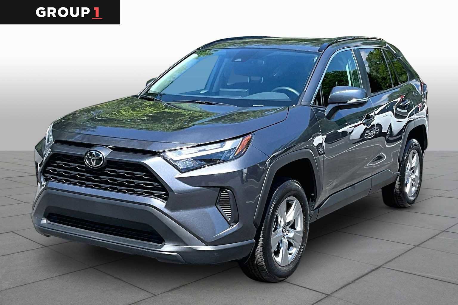 Certified 2025 Toyota RAV4 XLE w/ Convenience Package FWD image 1