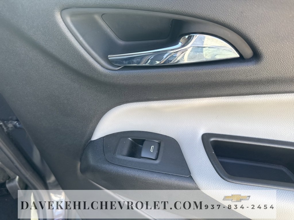 Used 2022 Chevrolet Equinox LS w/ LS Convenience Package image 24