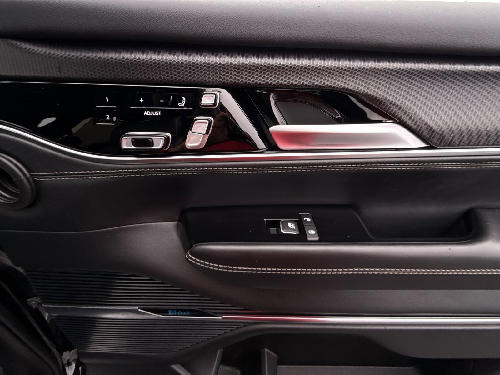 Used 2024 Jeep Grand Wagoneer Series II w/ Quick Order Packagew 28T image 29