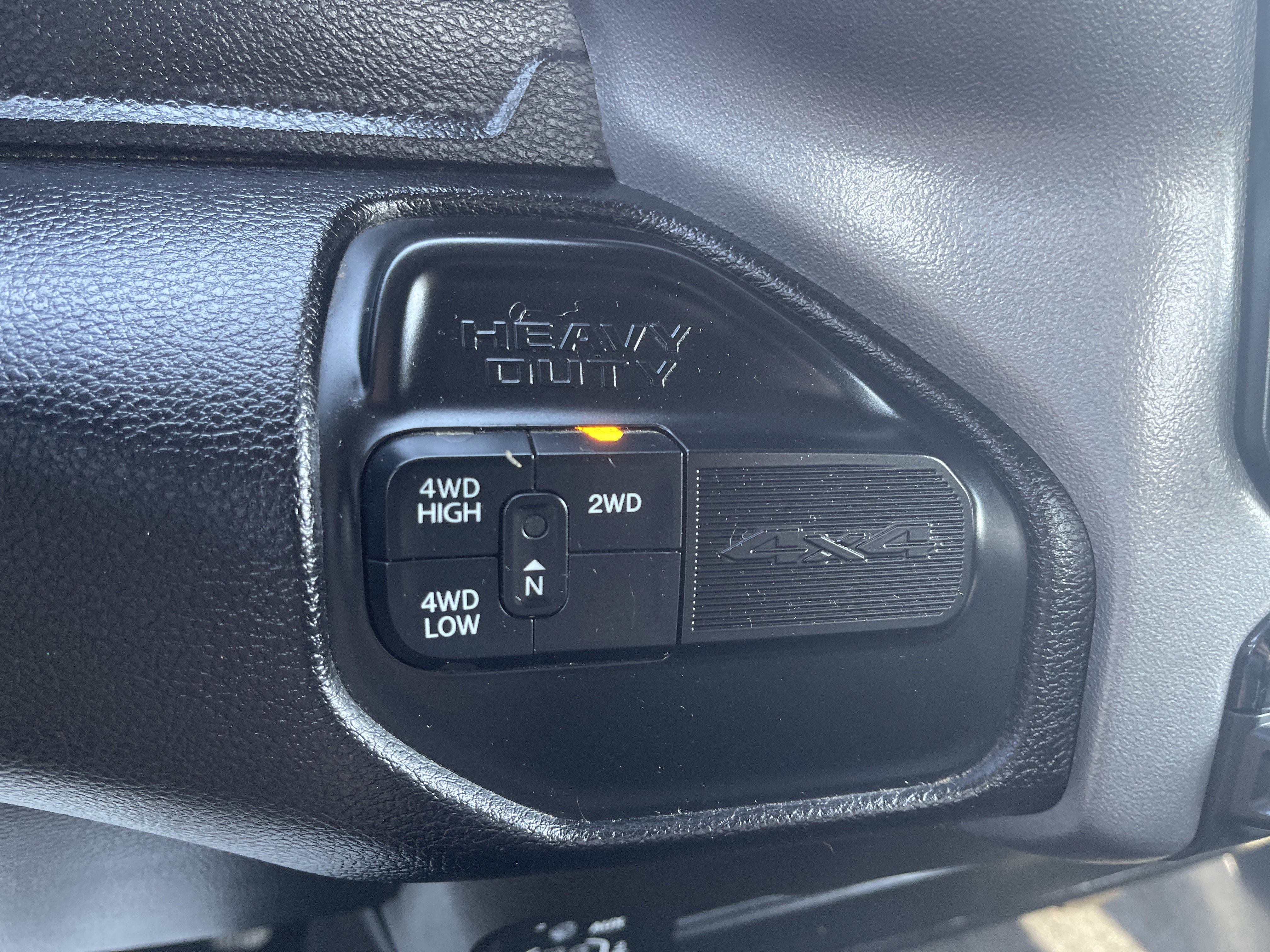 Used 2024 RAM 2500 Big Horn AWD/4WD image 24