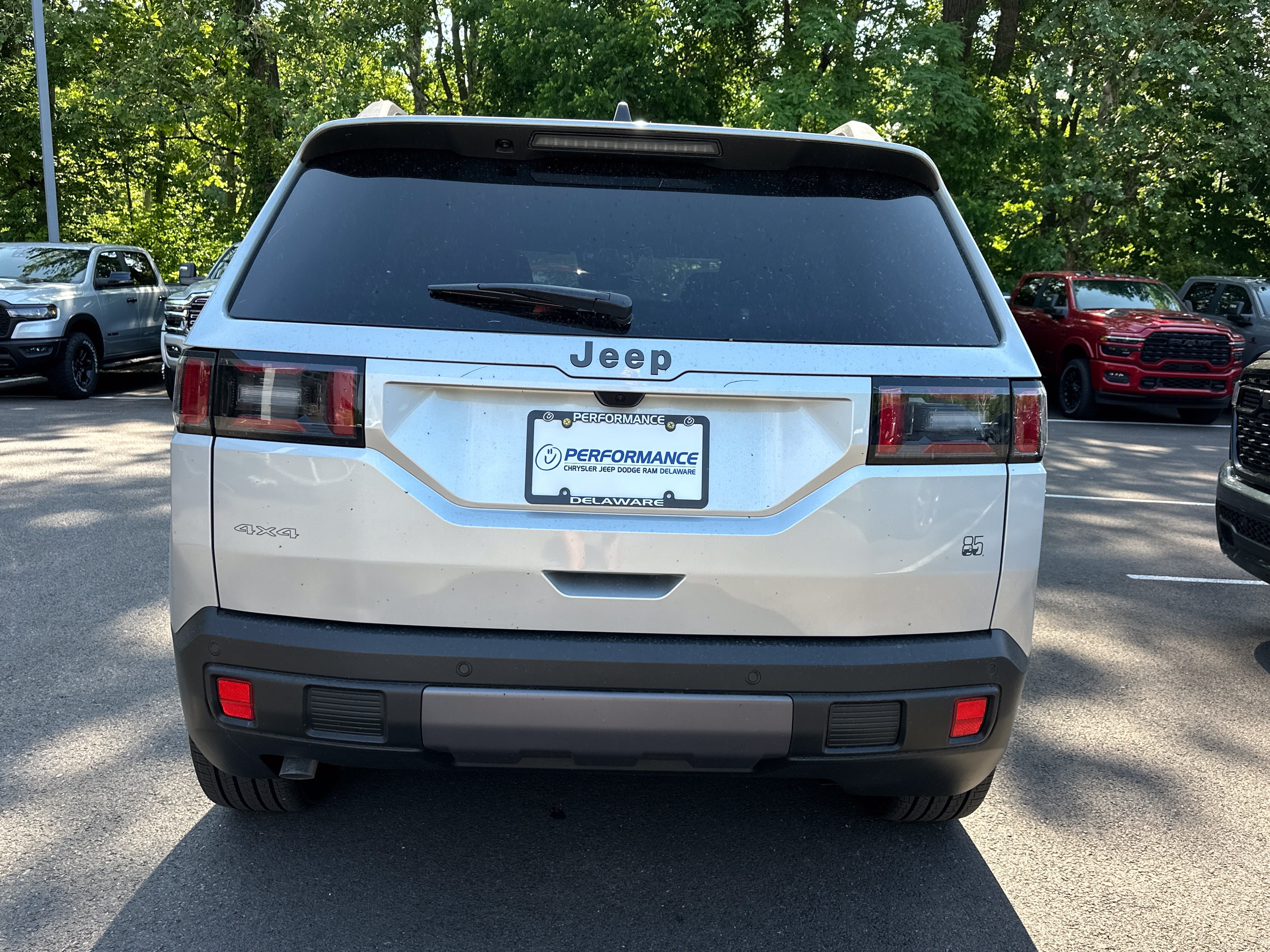 New 2026 Jeep Cherokee Limited AWD/4WD image 16