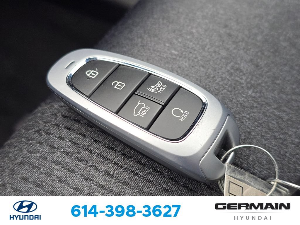 Used 2023 Hyundai Santa Fe SEL FWD image 34