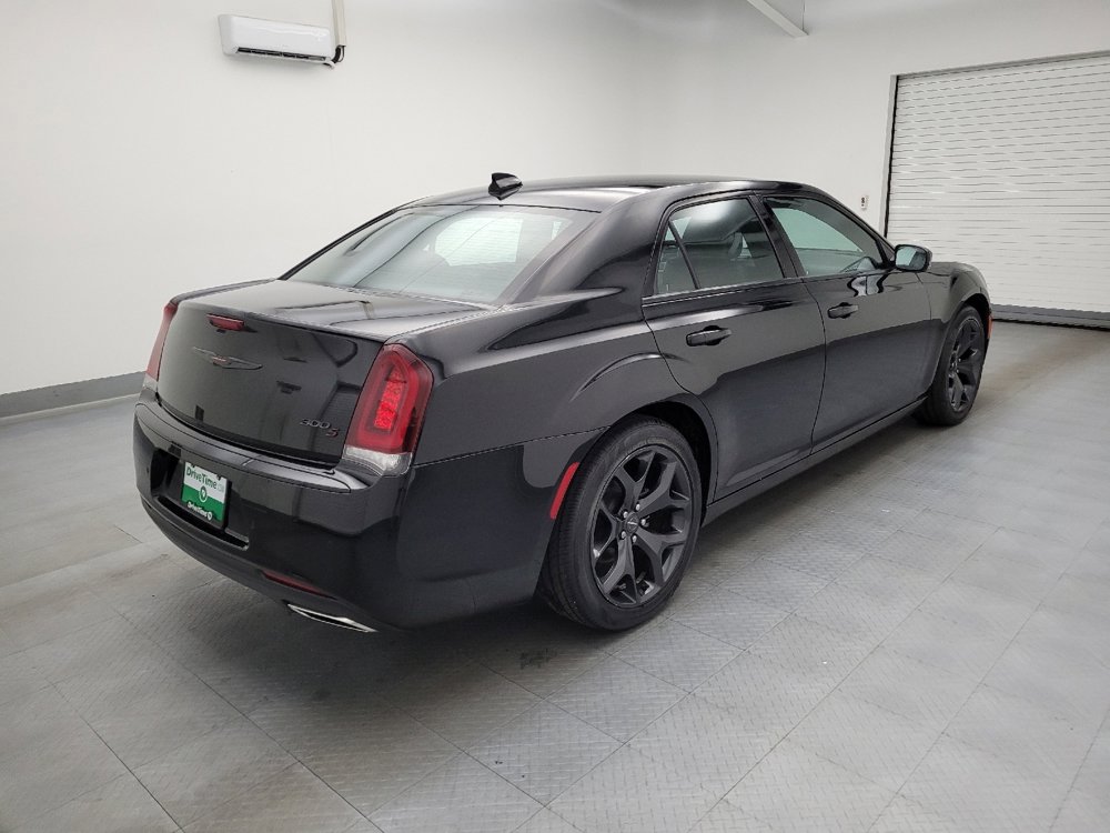 Used 2021 Chrysler 300 S image 10