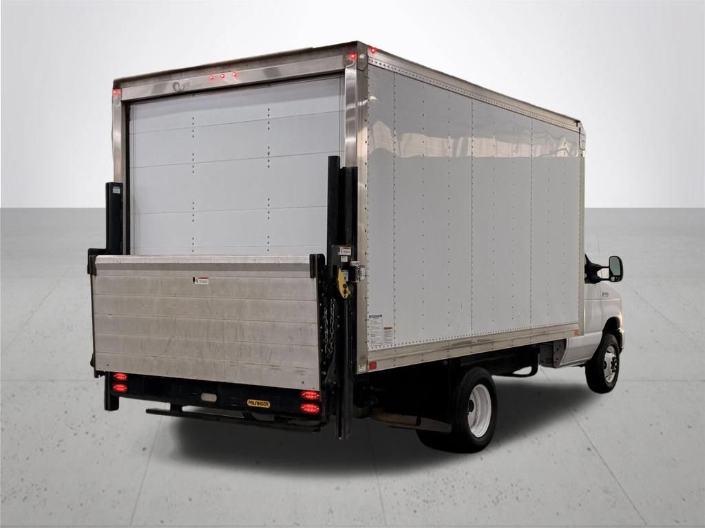 Used 2016 Ford E-450 and Econoline 450 Super Duty w/ Power Windows & Locks Group RWD image 10
