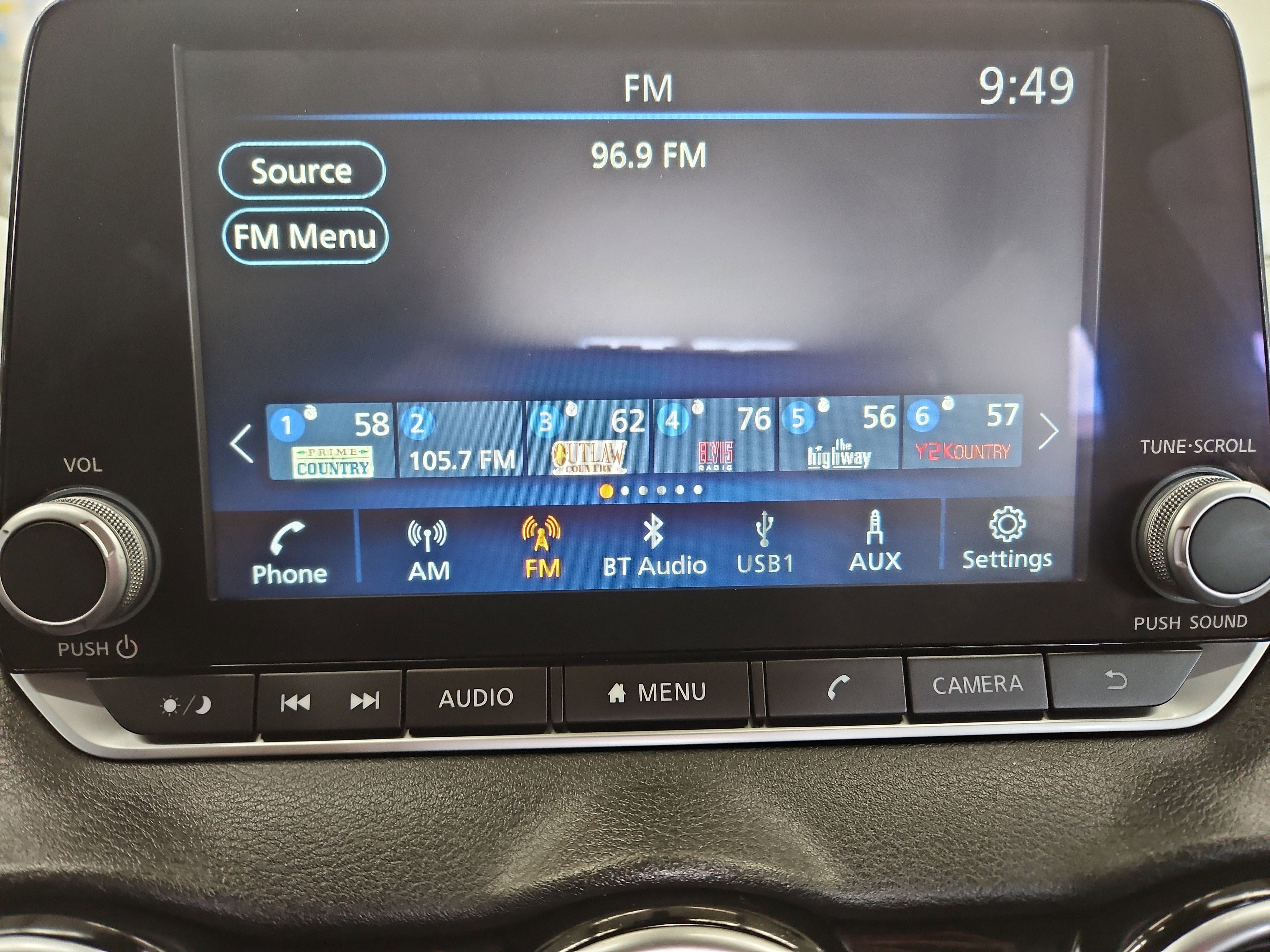 Used 2024 Nissan Sentra SV image 16