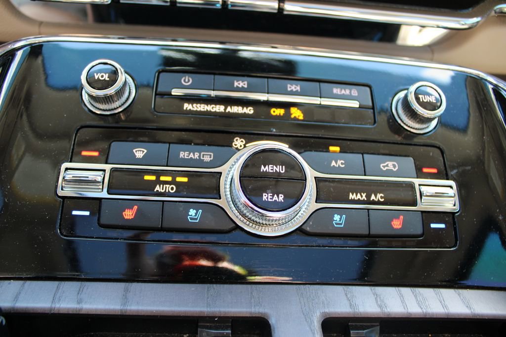 Used 2023 Lincoln Navigator Reserve image 30