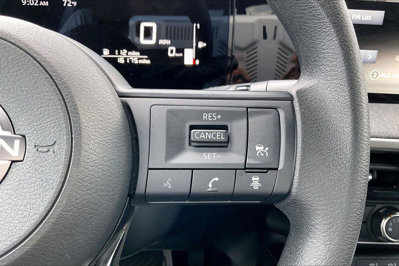 Certified 2025 Nissan Kicks SV AWD/4WD image 20