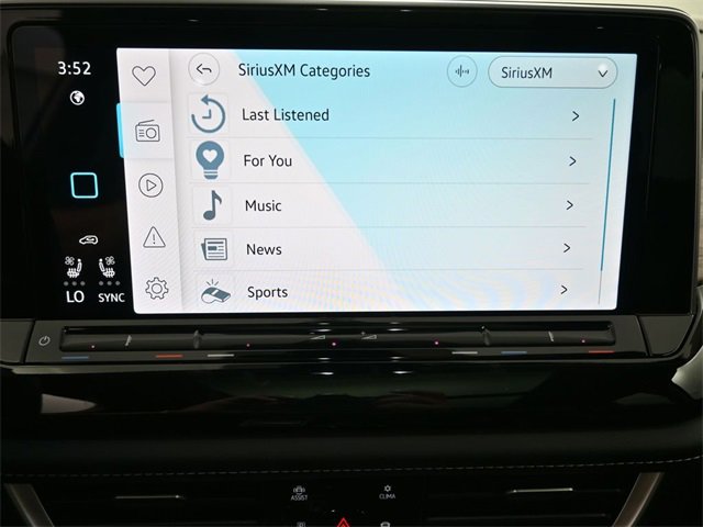 New 2026 Volkswagen Atlas SE image 3