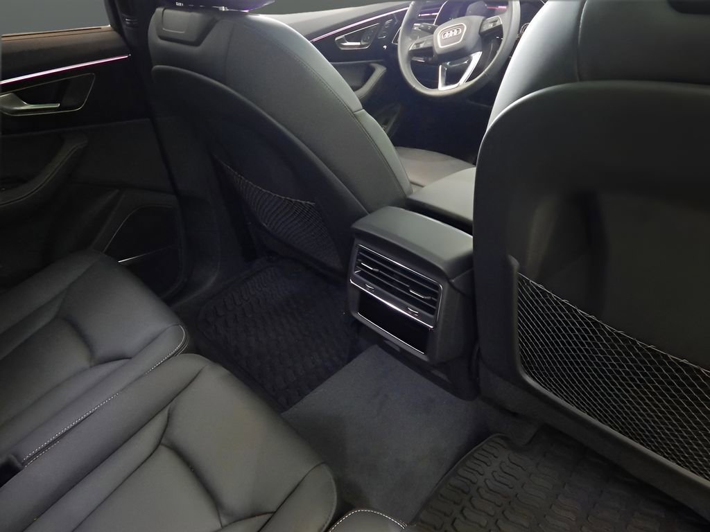 Used 2025 Audi Q7 3.0T Premium Plus image 36