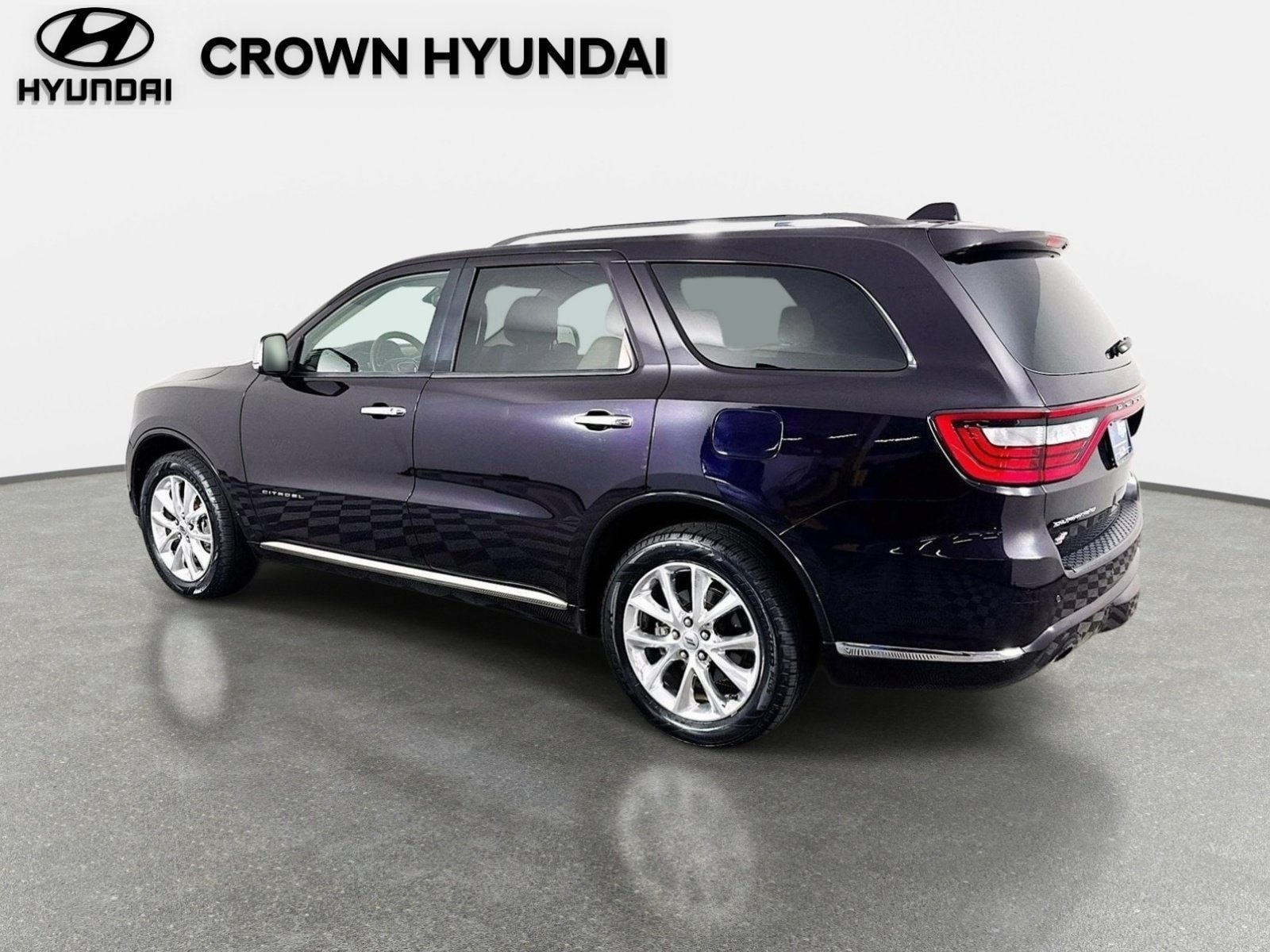 Used 2019 Dodge Durango Citadel w/ Technology Group AWD/4WD image 8