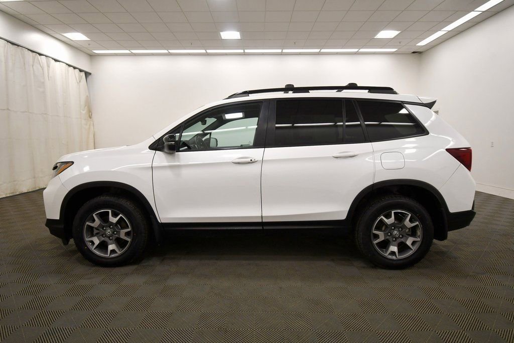 Certified 2022 Honda Passport TrailSport image 4