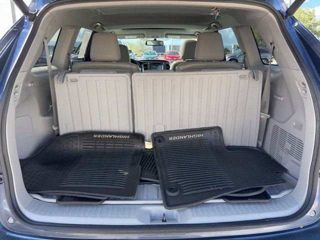 Used 2015 Toyota Highlander XLE image 28