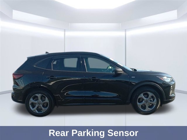 Used 2023 Ford Escape ST-Line w/ Tech Pack #1 AWD/4WD image 12