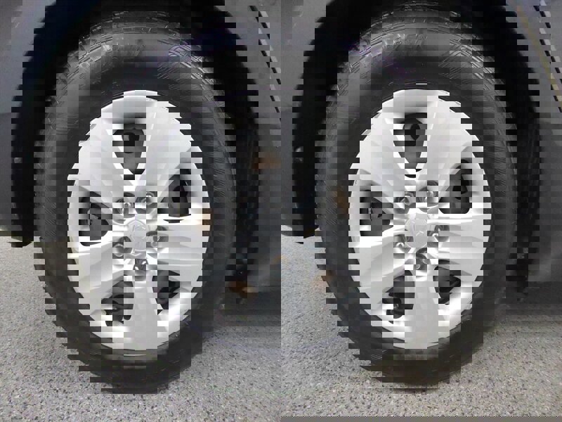 Used 2018 Kia Forte LX image 30