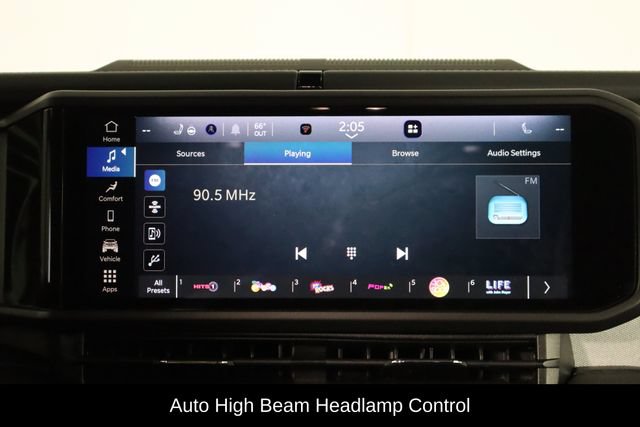 Used 2025 Jeep Wrangler Unlimited Sahara w/ Safety Group AWD/4WD image 27