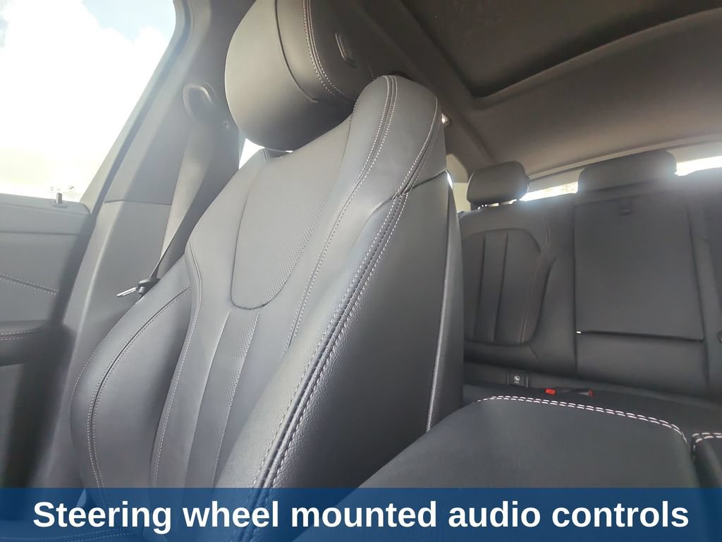 Used 2021 BMW X5 sDrive40i w/ Executive Package RWD image 14