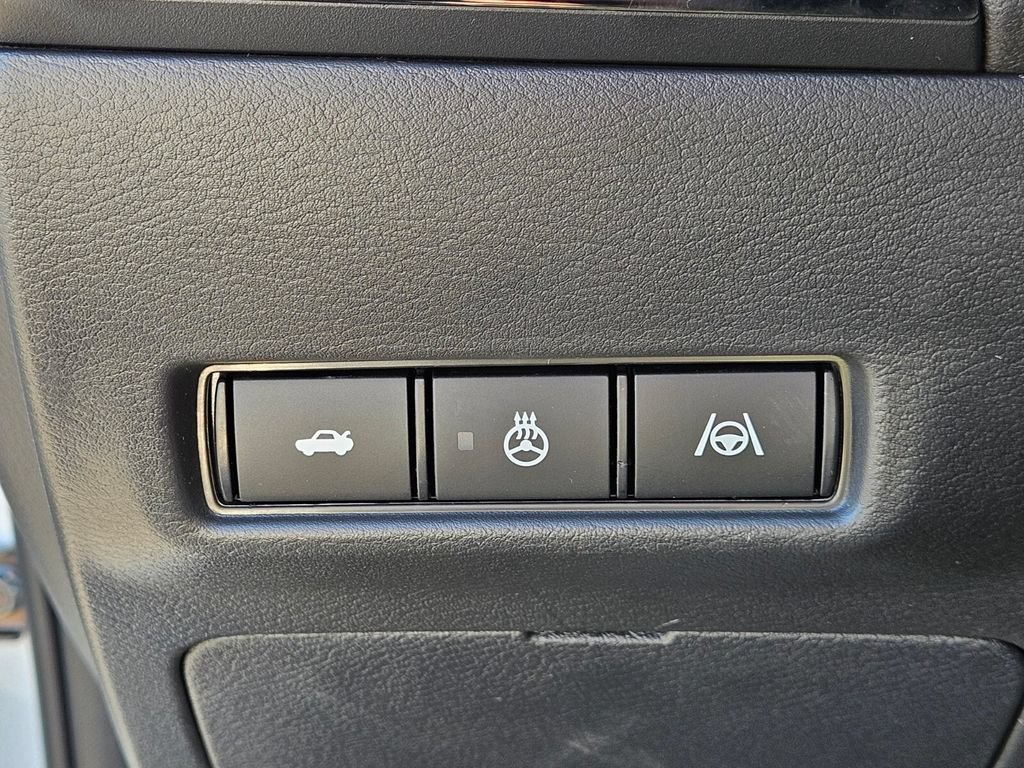 New 2026 Nissan Sentra SR w/ SR Premium Package FWD image 25