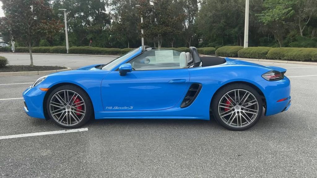 New 2025 Porsche 718 Boxster S image 5