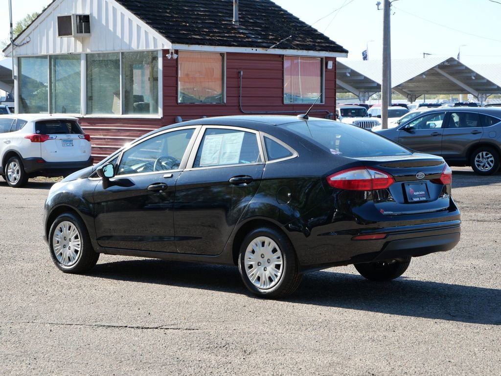 Used 2017 Ford Fiesta S FWD image 4