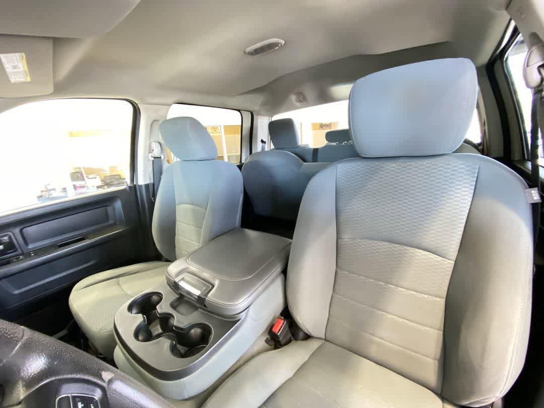 Used 2013 RAM 2500 Tradesman w/ Chrome Appearance Group AWD/4WD image 14