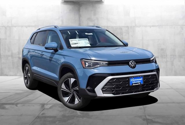 New 2026 Volkswagen Taos SE AWD/4WD image 2
