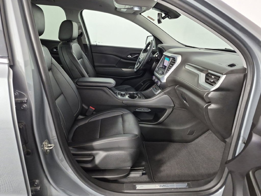 Certified 2023 GMC Acadia SLT FWD image 34