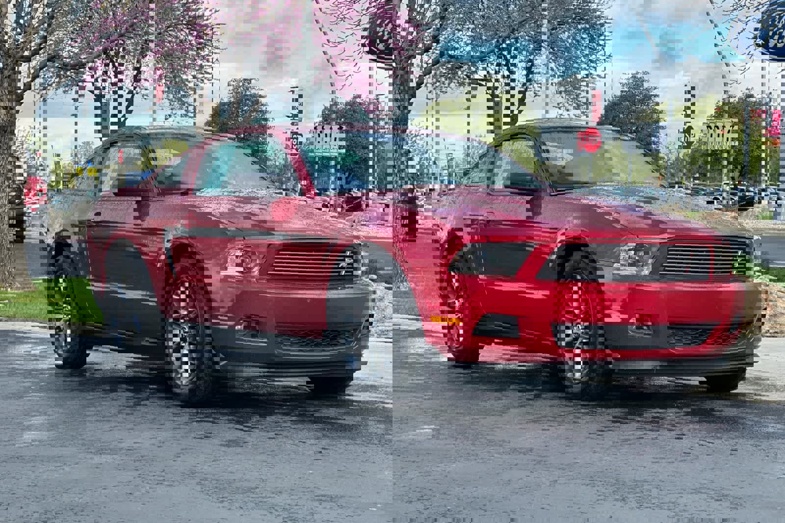 Used 2012 Ford Mustang Premium RWD image 9