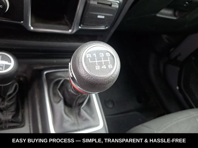Used 2019 Jeep Wrangler Sport AWD/4WD image 16