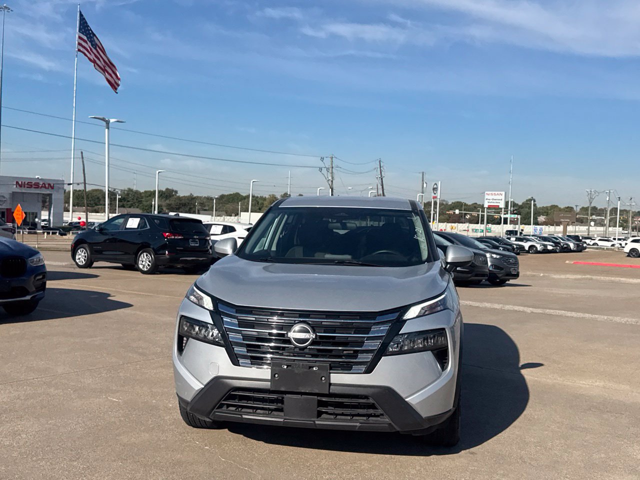Certified 2025 Nissan Rogue SV FWD image 7