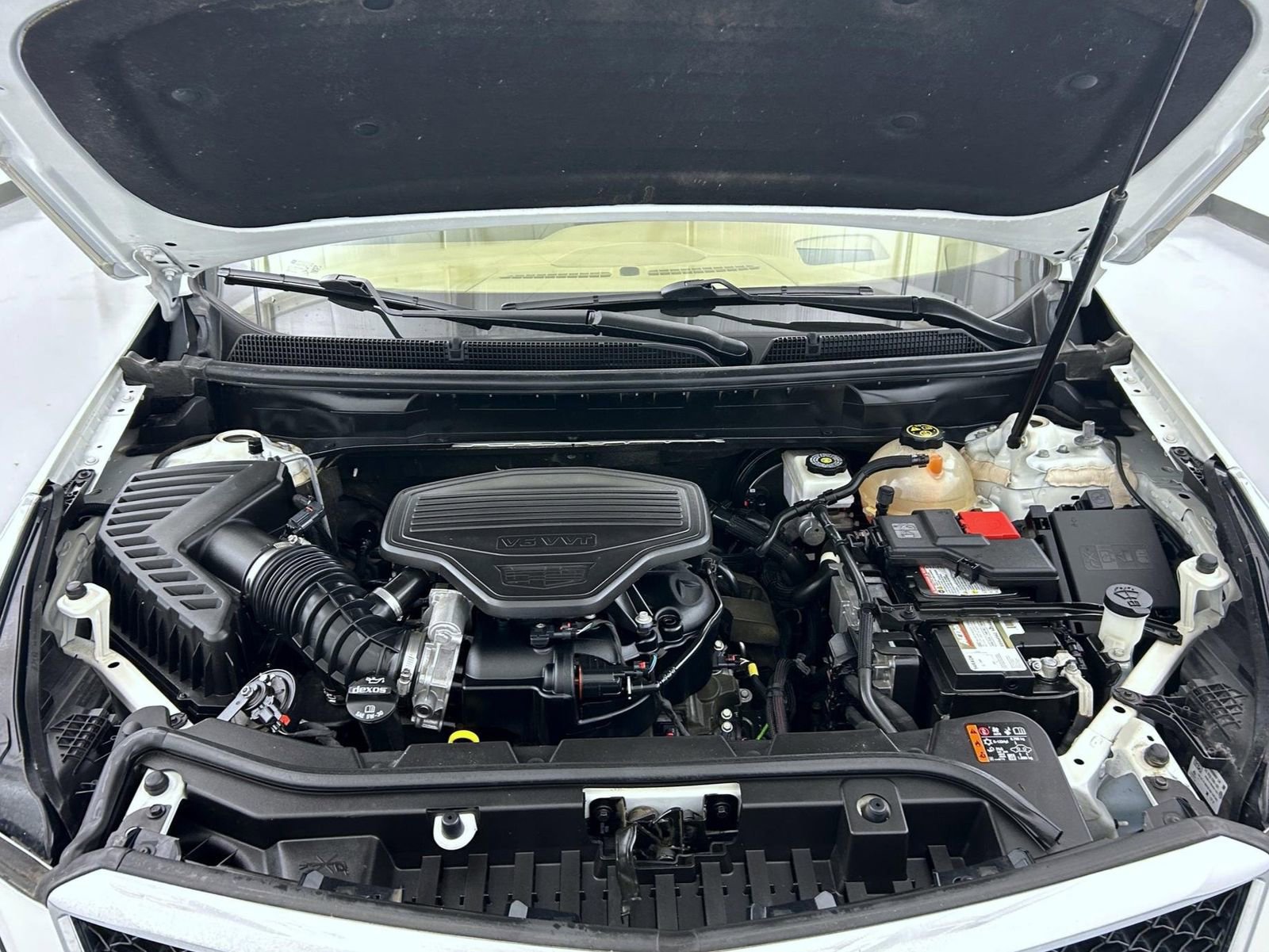 Used 2020 Cadillac XT5 Sportv w/ Platinum Package AWD/4WD image 35