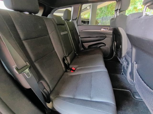 Used 2015 Jeep Grand Cherokee Laredo w/ Quick Order Package 23E RWD image 64
