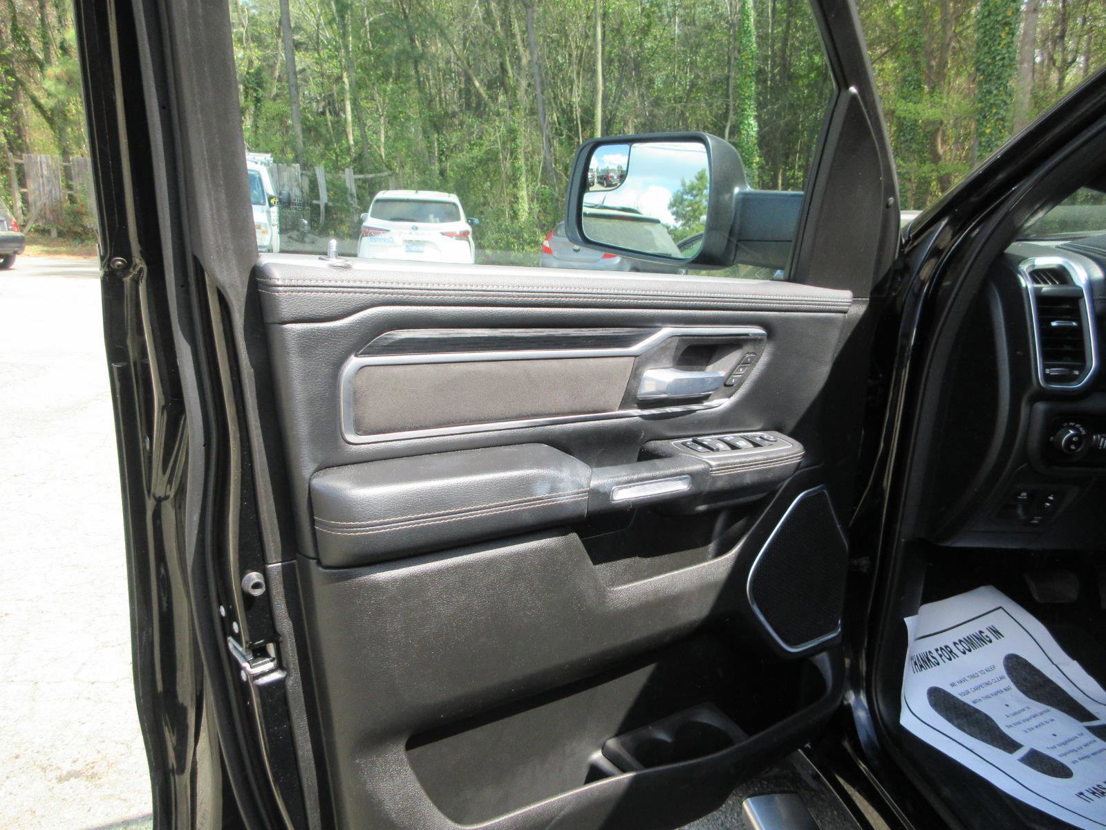 Used 2023 RAM 1500 Laramie image 10