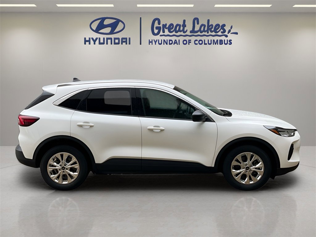 Used 2023 Ford Escape Active image 6