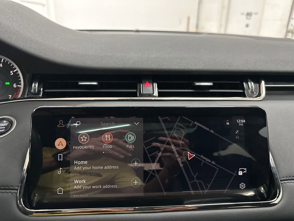 Used 2023 Land Rover Range Rover Evoque R-Dynamic SE image 14