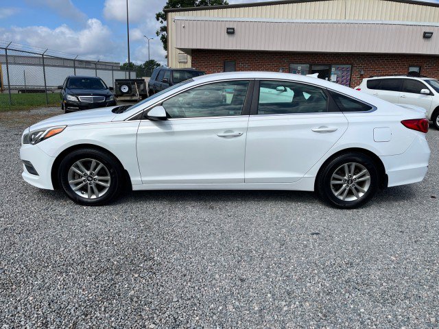 Used 2015 Hyundai Sonata SE FWD image 10