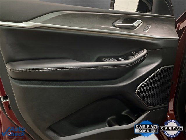 Used 2025 Jeep Grand Cherokee Limited 4xe image 14