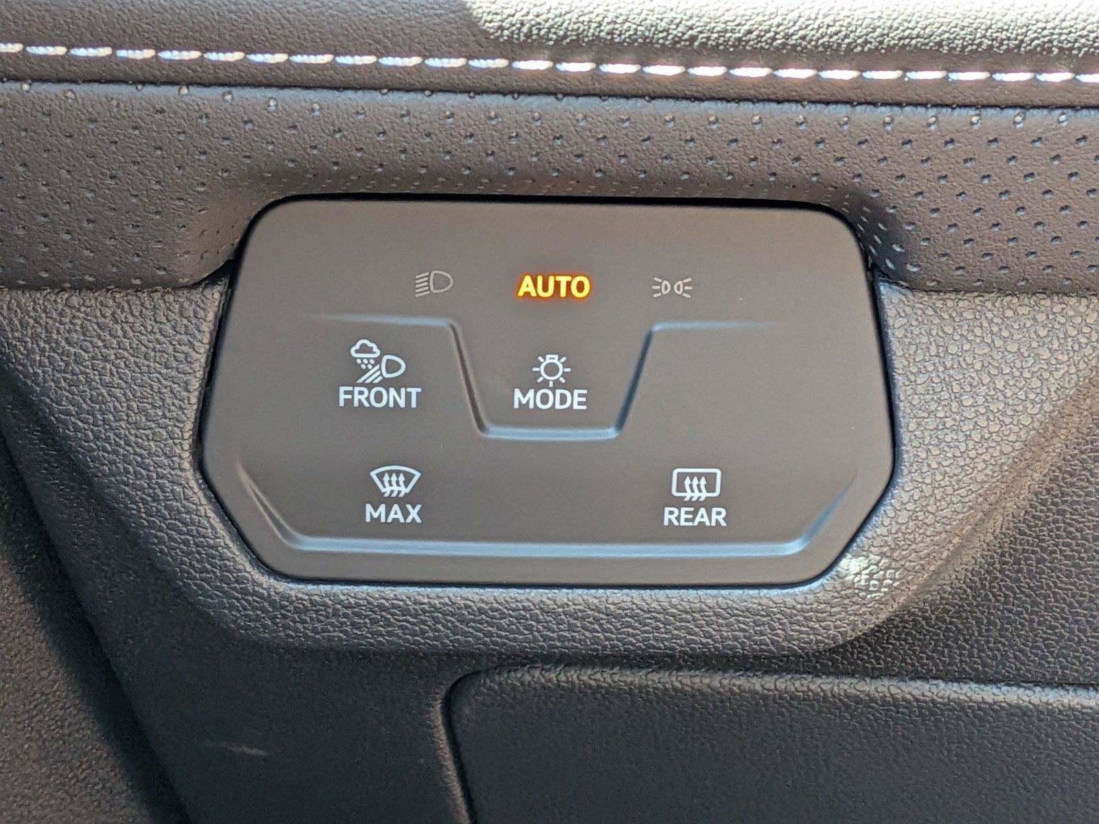 Used 2026 Volkswagen Atlas Cross Sport SEL Premium R-Line AWD/4WD image 27
