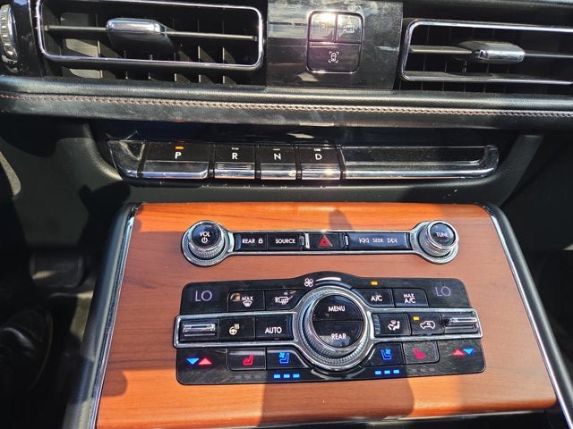 Used 2020 Lincoln Aviator Reserve w/ Equipment Group 201A AWD/4WD image 18
