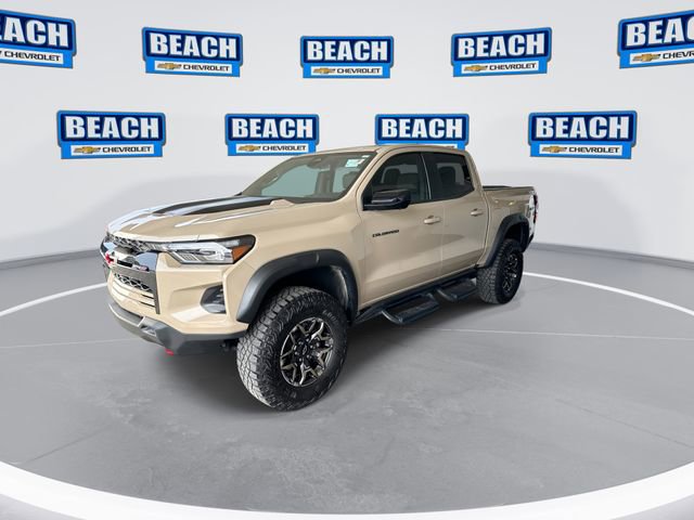Used 2024 Chevrolet Colorado ZR2 w/ ZR2 Convenience Package III AWD/4WD image 3