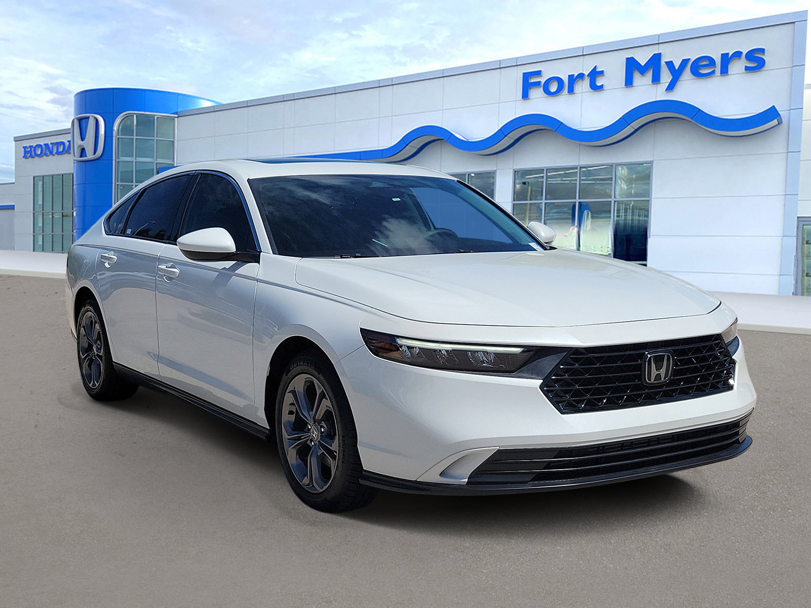 Used 2024 Honda Accord EX image 1
