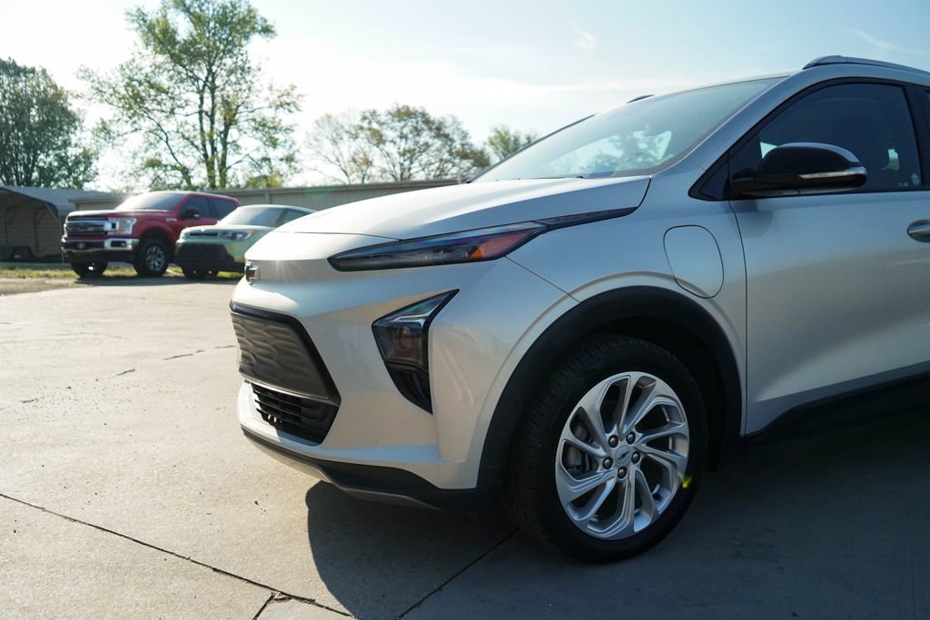 Used 2023 Chevrolet Bolt EUV LT image 11