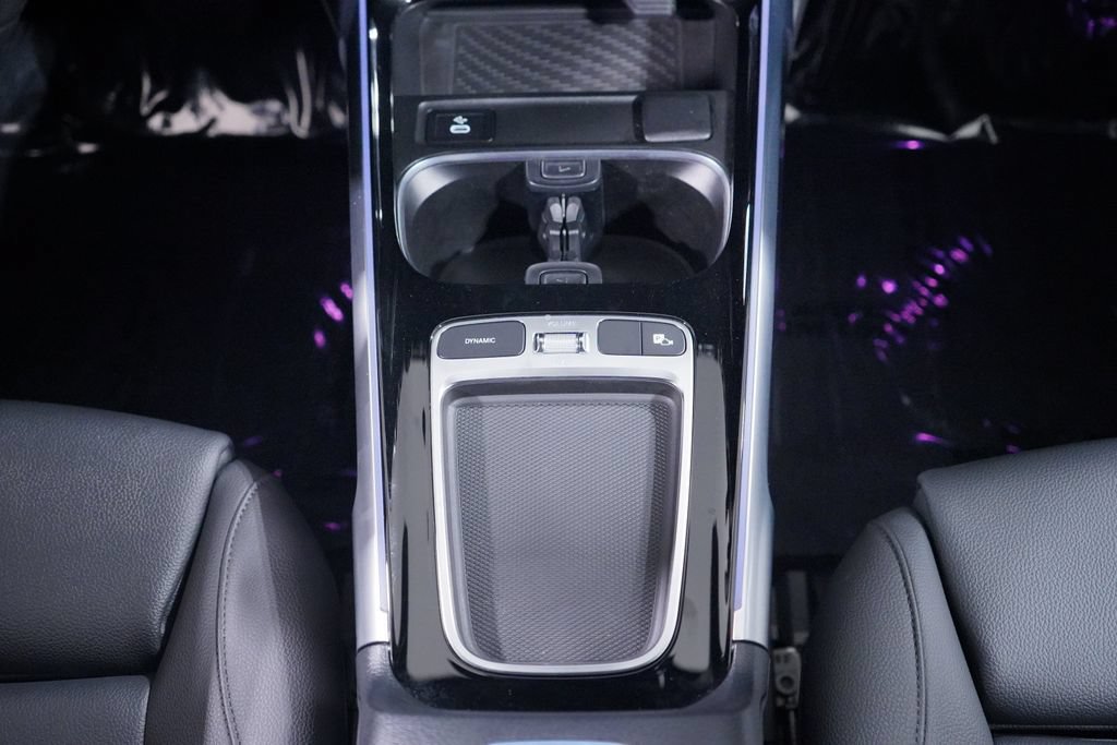 Used 2024 Mercedes-Benz EQB 250+ image 12