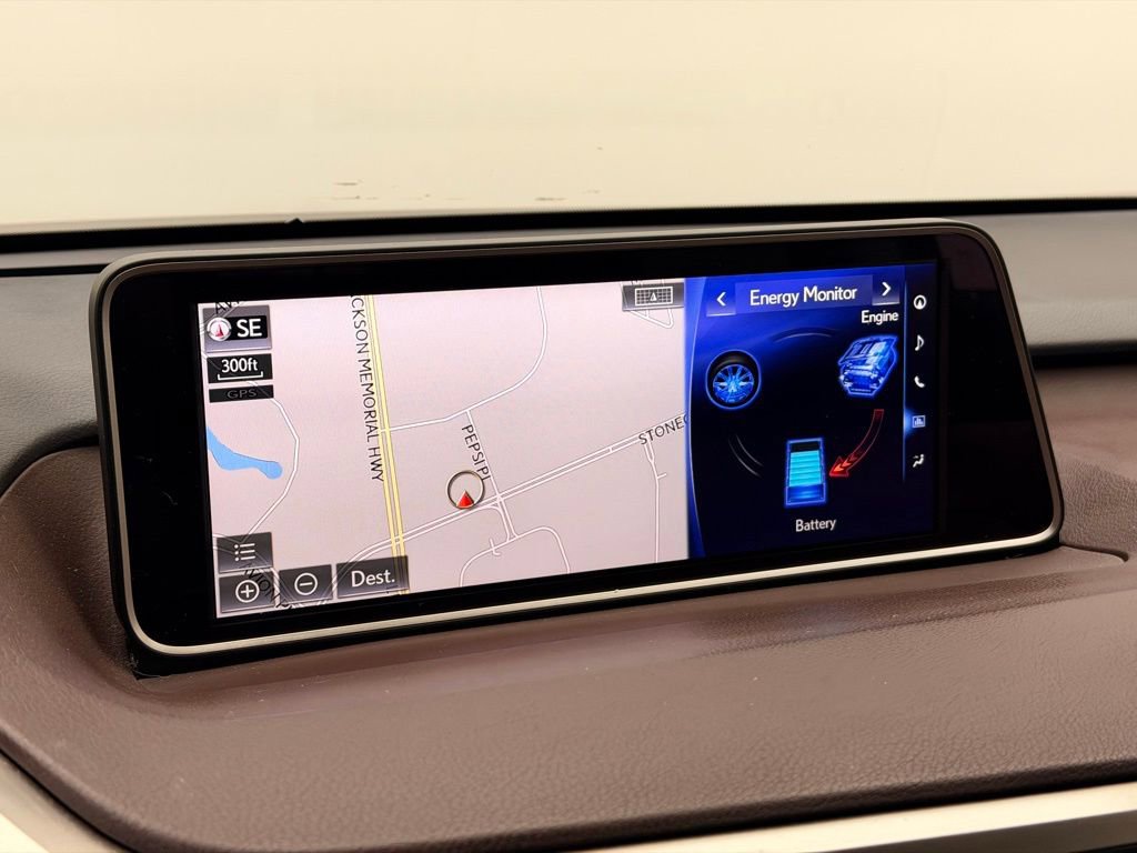 Used 2017 Lexus RX 450h AWD image 19