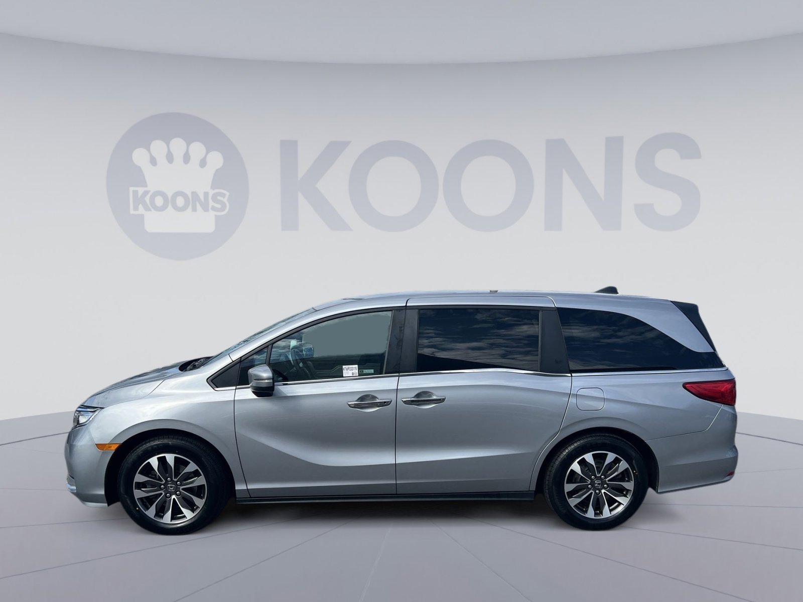 Used 2023 Honda Odyssey EX-L image 2