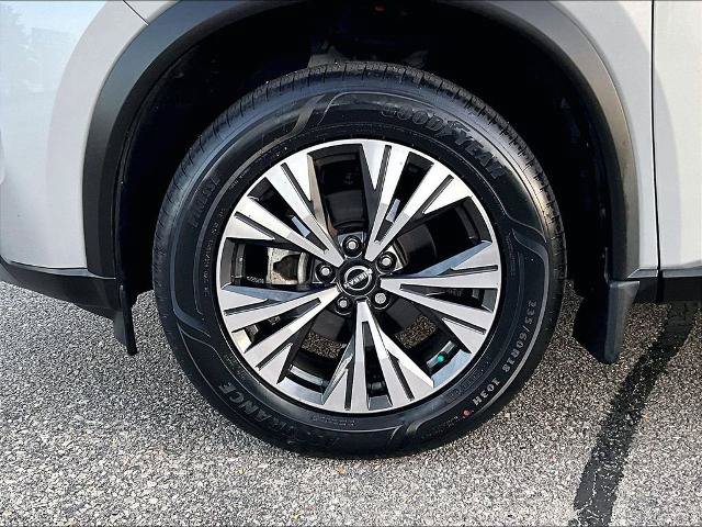 Certified 2023 Nissan Rogue SV AWD/4WD image 7